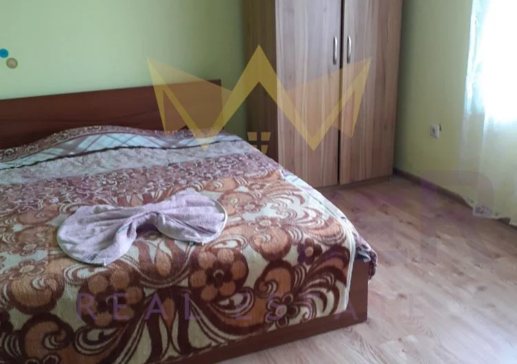 Етаж от Къща в кв. Аспарухово -  - снимка 3 - Имоти Премиер