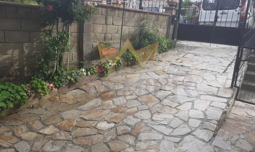 Етаж от Къща в кв. Аспарухово -  - снимка 9 - Имоти Премиер