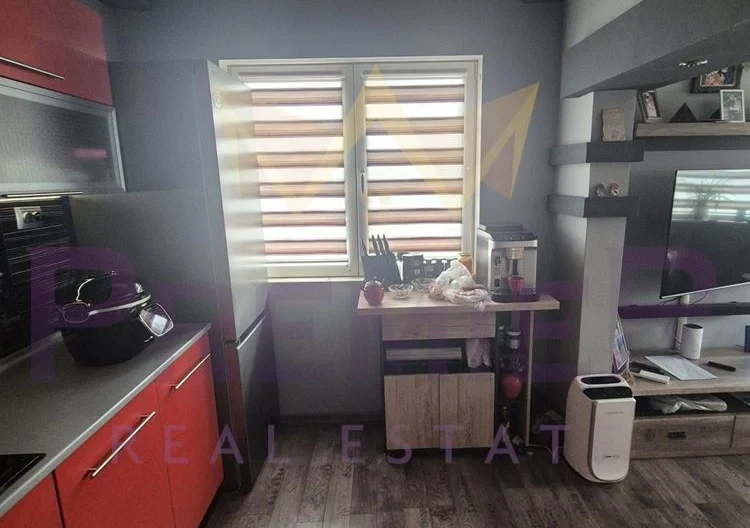 Етаж от къща в кв. Аспарухово, гр.Варна -  - снимка 16 - Имоти Премиер