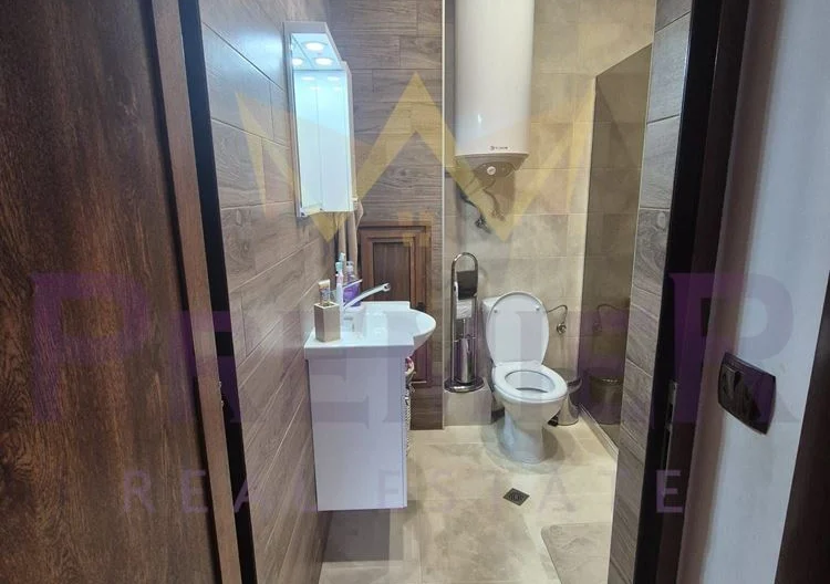 Етаж от къща в кв. Аспарухово, гр.Варна -  - снимка 19 - Имоти Премиер