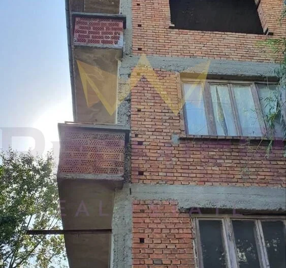 Етаж от къща в кв.Прослав -  - снимка 1 - Имоти Премиер