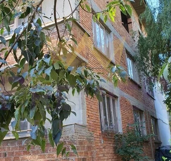 Етаж от къща в кв.Прослав -  - снимка 6 - Имоти Премиер