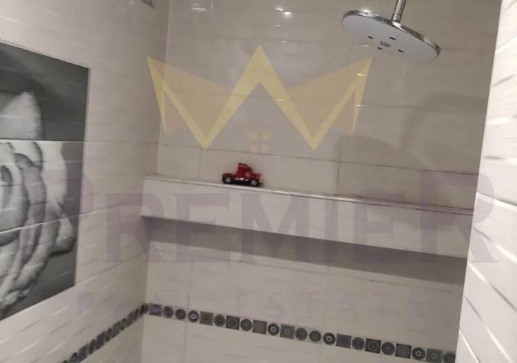 Етаж от къща в кв.Прослав -  - снимка 8 - Имоти Премиер