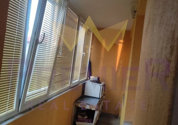 Етаж от къща в кв.Прослав -  - снимка 9 - Имоти Премиер