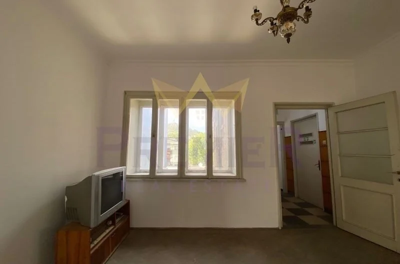 Етаж от къща в Център гр.Пловдив -  - снимка 14 - Имоти Премиер