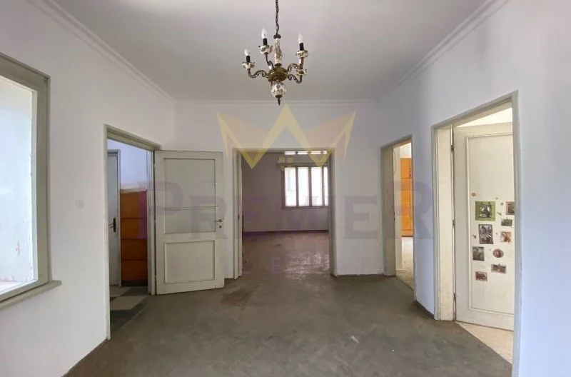 Етаж от къща в Център гр.Пловдив -  - снимка 15 - Имоти Премиер