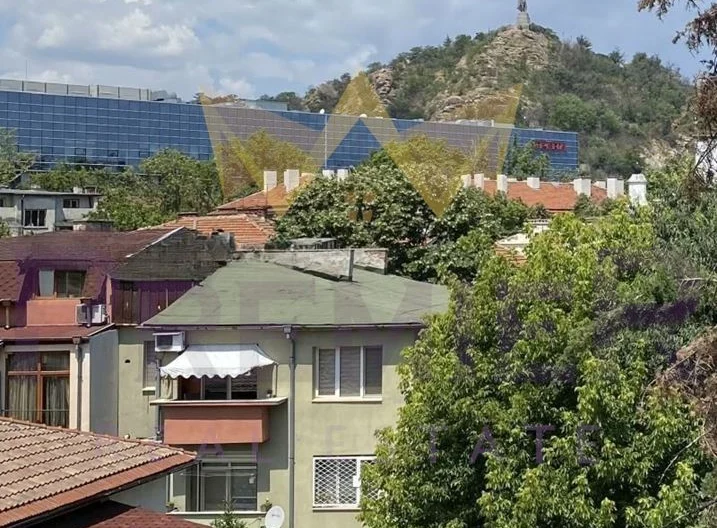 Етаж от къща в Център гр.Пловдив -  - снимка 3 - Имоти Премиер