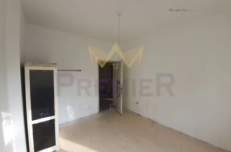 Етаж от къща в Център гр.Пловдив -  - снимка 7 - Имоти Премиер