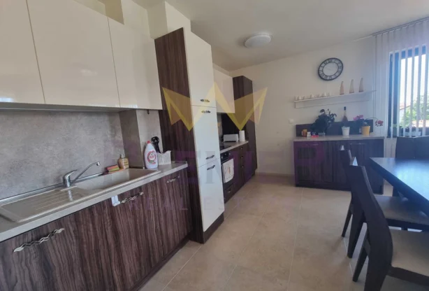 Агенция за недвижими имоти - Имоти Премиер - имот - 1029715, Цена: 869.1964 EUR