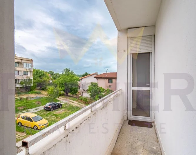 🌿 EXCLUSIVE FROM IMOTI PREMIER // SPACIOUS THREE-ROOM APARTMENT // VARNA REGION / KAMCHIA RESORT / BLIZNATSI 🏡 -  - snimka 8 - Imoti Premier