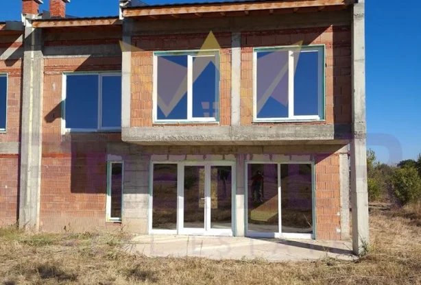 Агенция за недвижими имоти - Имоти Премиер - имот - 1198898, Цена: 187000 EUR