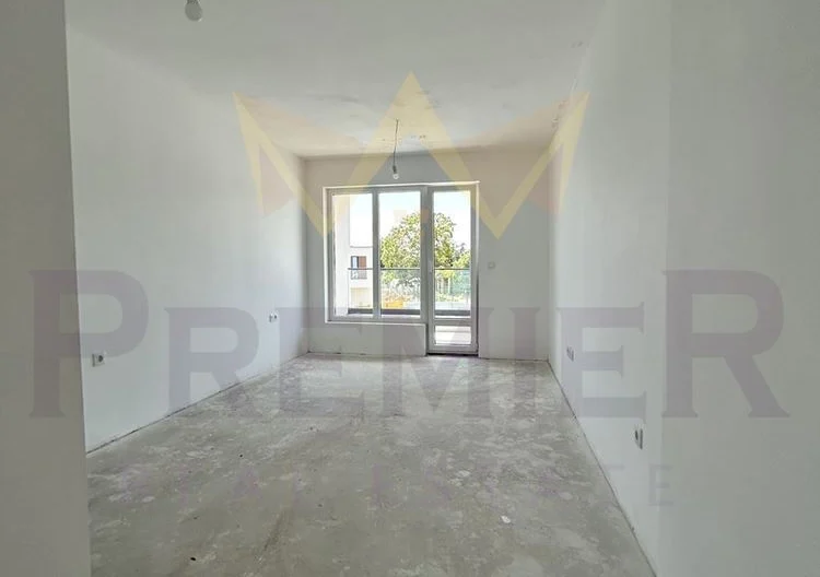 Фамилна къща в кв. Виница -  - снимка 8 - Имоти Премиер