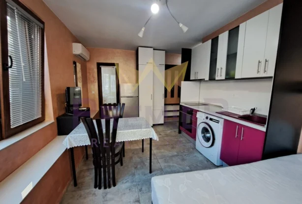 Агенция за недвижими имоти - Имоти Премиер - имот - 1107859, Цена: 306.7752 EUR