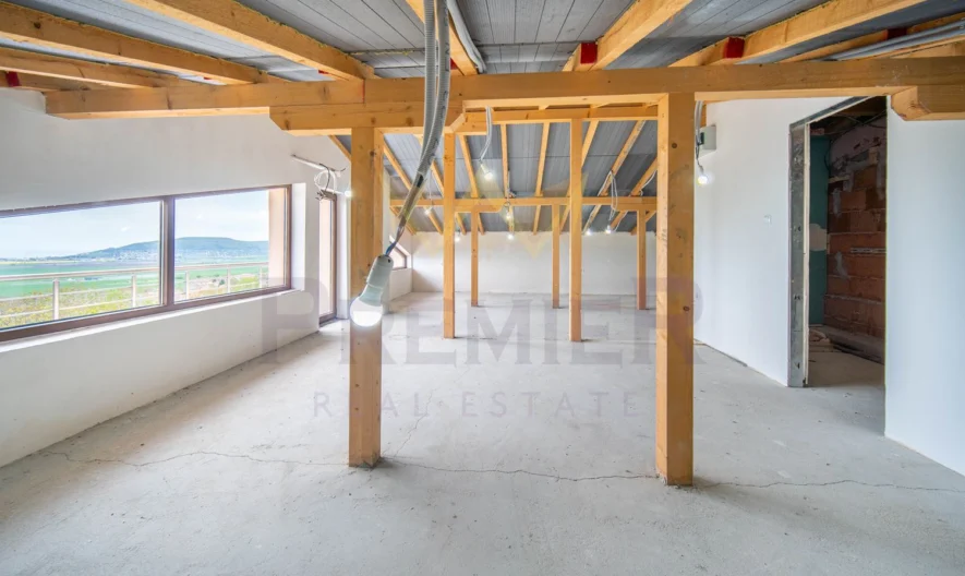 Felújított ház Rogachevo faluban, tengeri panorámával! -  - snimka 22 - Imoti Premier