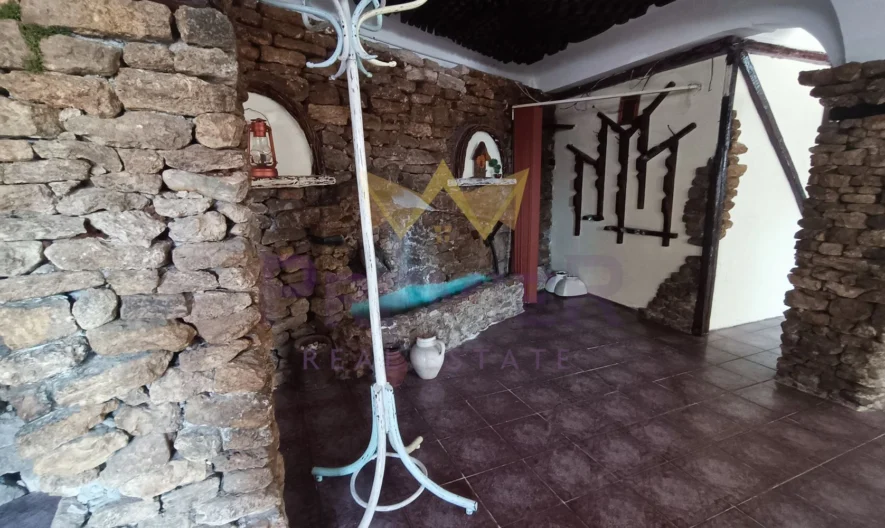 Food and beverage establishment – 136 sq.m. in a prime location in the administrative center of the town of Kavarna, Dobrich region -  - snimka 8 - Imoti Premier