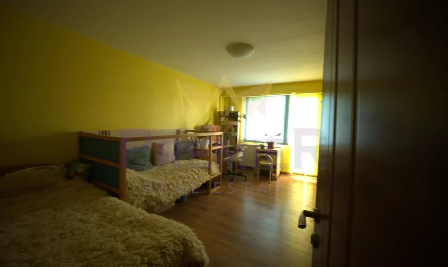 Four-room apartment, Burgas, Slaveykov district - - snimka 2 - Imoti Premier