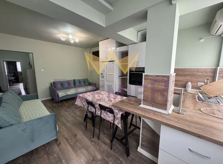 FOUR-ROOM APARTMENT, CENTRAL POST OFFICE AREA -  - snimka 2 - Imoti Premier