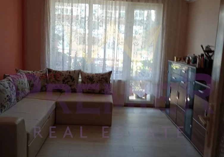 FOUR-ROOM apartment in Vazrazhdane 4 -  - snimka 5 - Imoti Premier