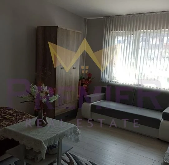 FOUR-ROOM apartment in Vazrazhdane 4 -  - snimka 6 - Imoti Premier