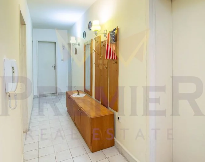 Four-room apartment just steps from the Blue Market -  - snimka 18 - Imoti Premier