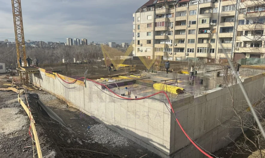 Four-Room Apartment, Mladost 2 -  - snimka 3 - Imoti Premier
