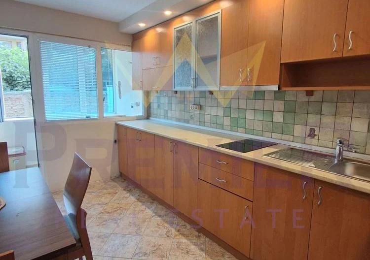 FOUR-ROOM APARTMENT, ZIMNO KINO, TRAKIA DISTRICT -  - snimka 4 - Imoti Premier