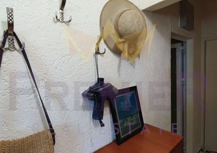 Four-room panel apartment near Amici Vazrazhdane -  - snimka 12 - Imoti Premier