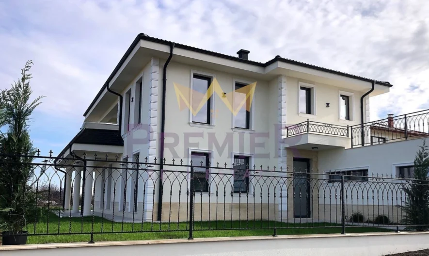 Freistehendes Haus im Dorf Belashtitsa, Gebiet Plovdiv -  - snimka 1 - Imoti Premier
