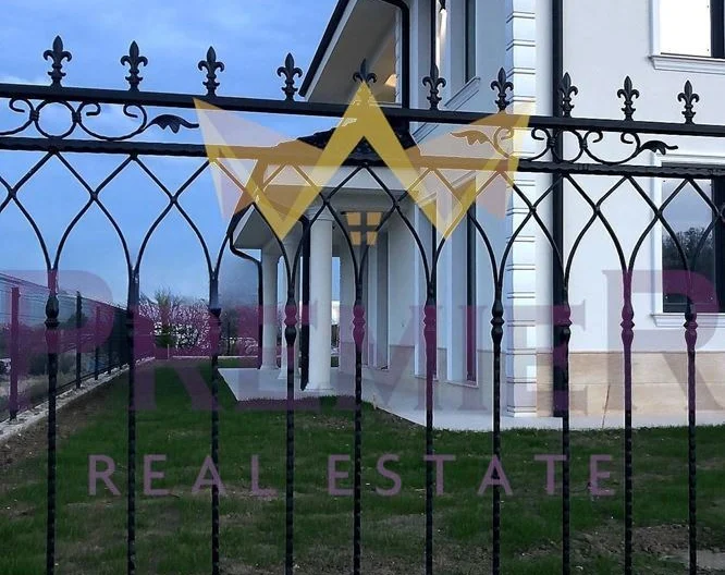 Freistehendes Haus im Dorf Belashtitsa, Gebiet Plovdiv -  - snimka 12 - Imoti Premier