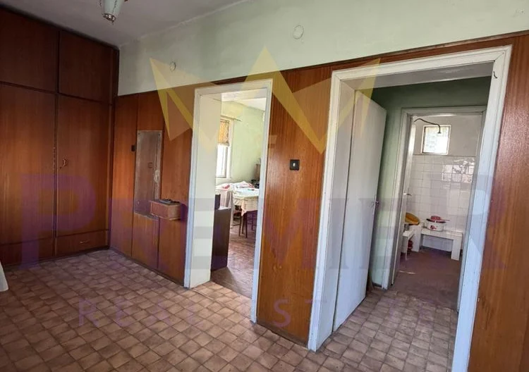 Freistehendes HAUS mit Hof und Garage in Aitos -  - snimka 4 - Imoti Premier