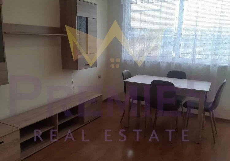 Furnished three-room apartment in the center of Burgas -  - snimka 2 - Imoti Premier