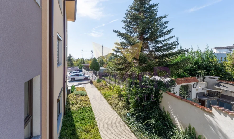 Furnished three-room apartment in Trakata -  - snimka 13 - Imoti Premier