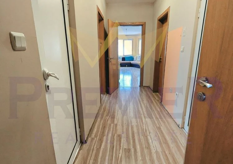 Furnished three-room apartment with a sea panorama in the Vinitsa district -  - snimka 8 - Imoti Premier