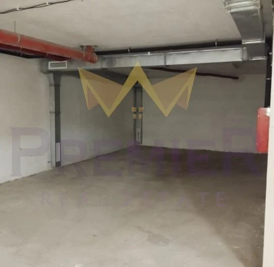 Garage – Trakia Summer Cinema, Varna -  - snimka 2 - Imoti Premier