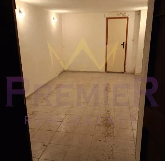 Garage mit ausgezeichneter Lage im Opernviertel, Stadt Varna - - snimka 5 - Imoti Premier