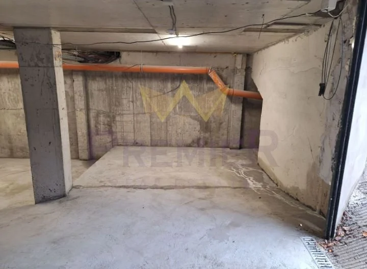 Гараж в Студентски град -  - снимка 9 - Имоти Премиер