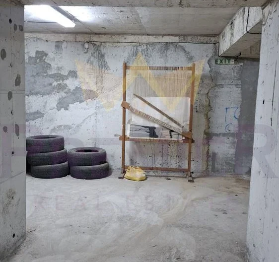 ГАРАЖЕН ЕТАЖ – ЦЕНТРАЛНА ЧАСТ, ВАРНА -  - снимка 10 - Имоти Премиер