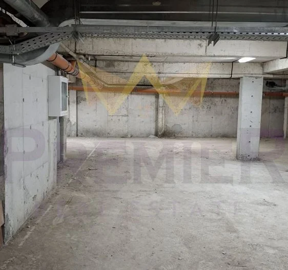 ГАРАЖЕН ЕТАЖ – ЦЕНТРАЛНА ЧАСТ, ВАРНА -  - снимка 8 - Имоти Премиер