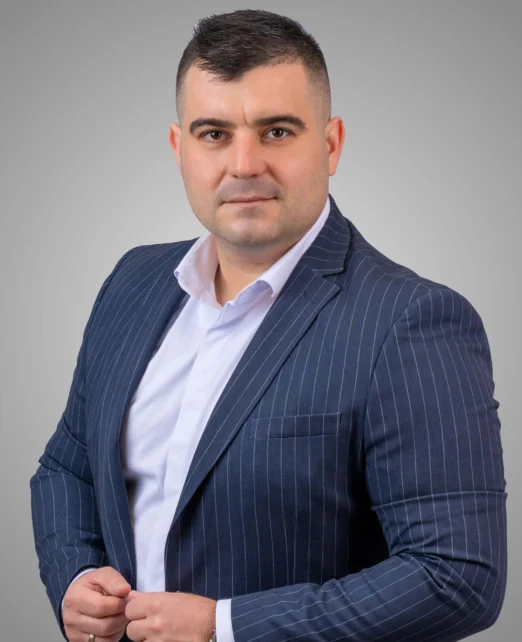 ЪГЛОВ МАГАЗИН С ГАРАНТИРАН НАЕМ – ТОП ЛОКАЦИЯ В ЦЕНТЪРА НА ВАРНА - ИМОТИ ПРЕМИЕР - Агенция за недвижими имоти