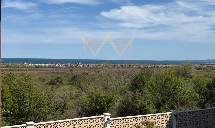 Geräumiges Haus mit Panoramablick -  - snimka 1 - Imoti Premier