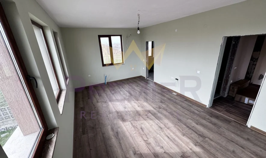 Geräumiges Haus mit Panoramablick -  - snimka 12 - Imoti Premier