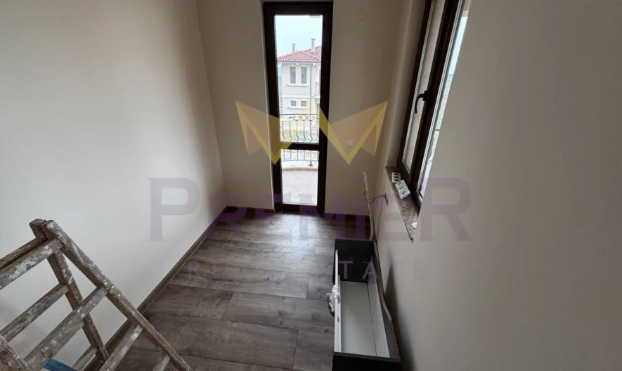 Geräumiges Haus mit Panoramablick -  - snimka 13 - Imoti Premier