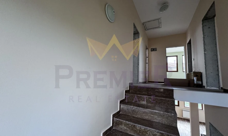 Geräumiges Haus mit Panoramablick -  - snimka 21 - Imoti Premier