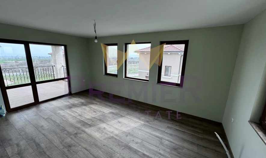 Geräumiges Haus mit Panoramablick -  - snimka 8 - Imoti Premier