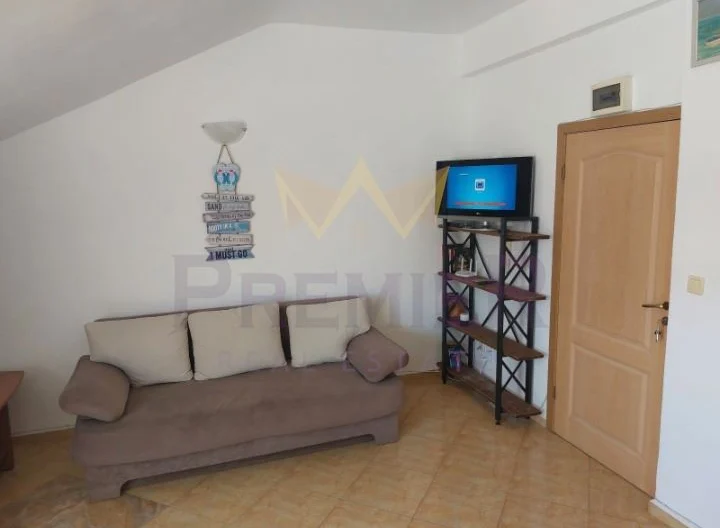 Голям, просторен апартамент на 200 м от плажа в центъра на Слънчев Бряг -  - снимка 3 - Имоти Премиер