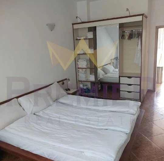 Голям, просторен апартамент на 200 м от плажа в центъра на Слънчев Бряг -  - снимка 9 - Имоти Премиер