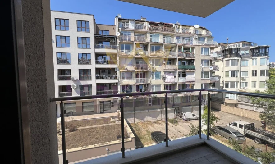 Голям тристаен апартамент , кв Бриз -  - снимка 17 - Имоти Премиер