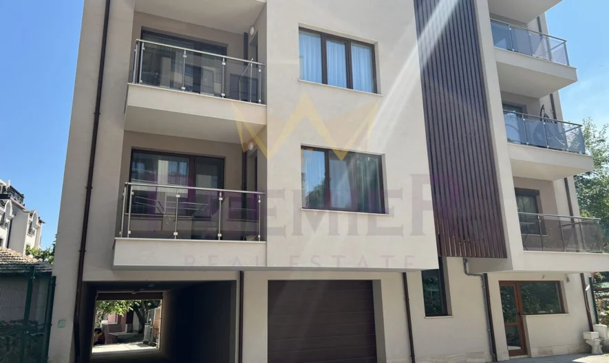 Голям тристаен апартамент , кв Бриз -  - снимка 26 - Имоти Премиер