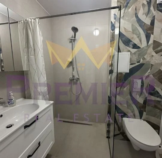 Голям тристаен апартамент, кв. Галата, гр. Варна -  - снимка 16 - Имоти Премиер