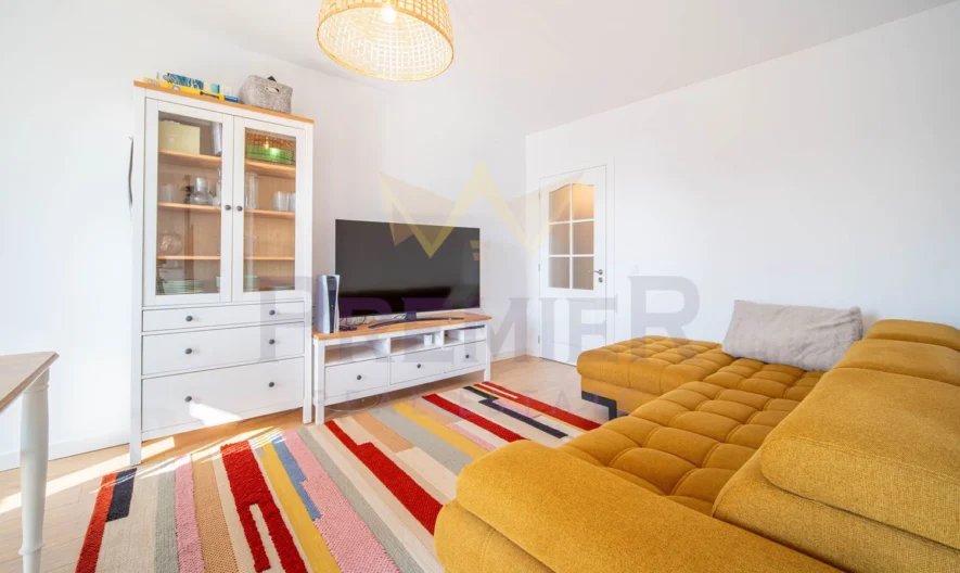 Голям тристаен апартамент, кв. Галата, гр. Варна - - снимка 3 - Имоти Премиер